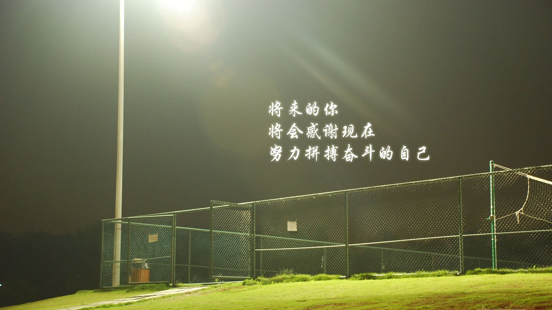 特色篮球主题街区成为都市新名片，提升城市文化品位，特色篮球馆